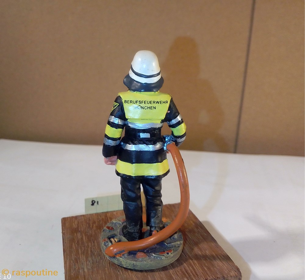 Pompier de Munich Tenue de Feu, 2003 figurines autres pompier de munich tenue de feu 2003
