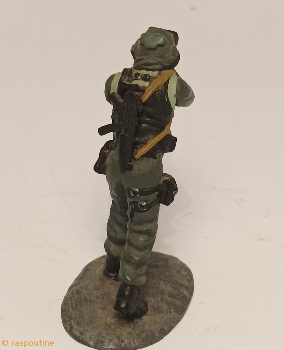 Grenzschutsgruppe (GSG-9) Germany 3 figurines historique apres guerre grenzschutsgruppe gsg 9 germany