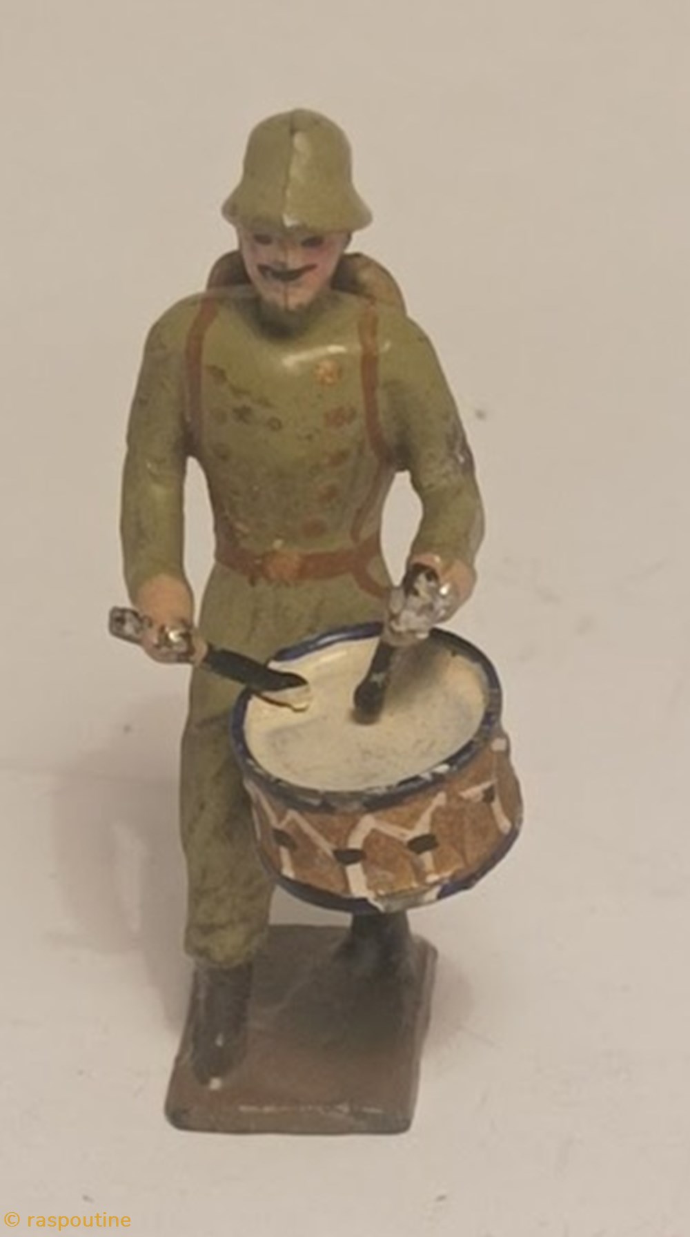 figurines historique premiere guerre mondiale tambour de infanterie prussienne avec casque acier stahlhelm