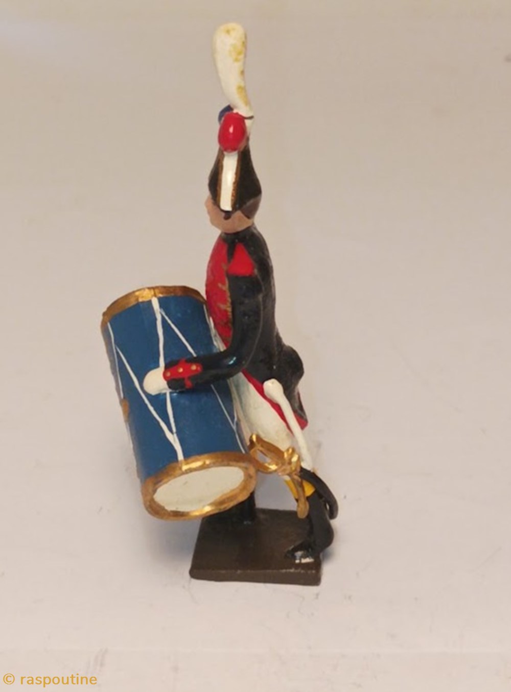 Caisse claire de la musique des grenadiers (plastron rouge) (1805) 4 figurines historique epoque napoleonienne caisse claire de la musique des grenadiers plastron rouge 1805