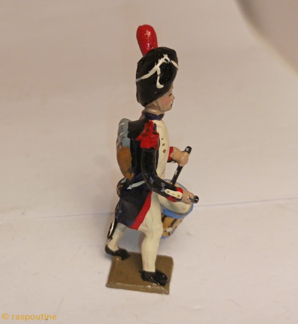 figurines historique epoque napoleonienne tambour des grenadiers de la garde pied droit en avant