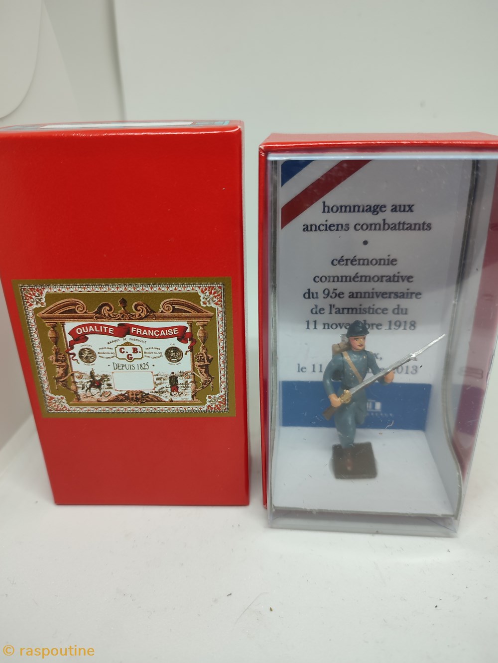 figurines historique puteaux le poilu chargeant avec son fusil de la premiere guerre mondiale