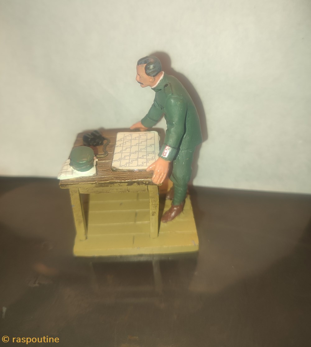 Commando 1917 Colonnello Comandante 2 figurines historique divers commando 1917 colonnello comandante