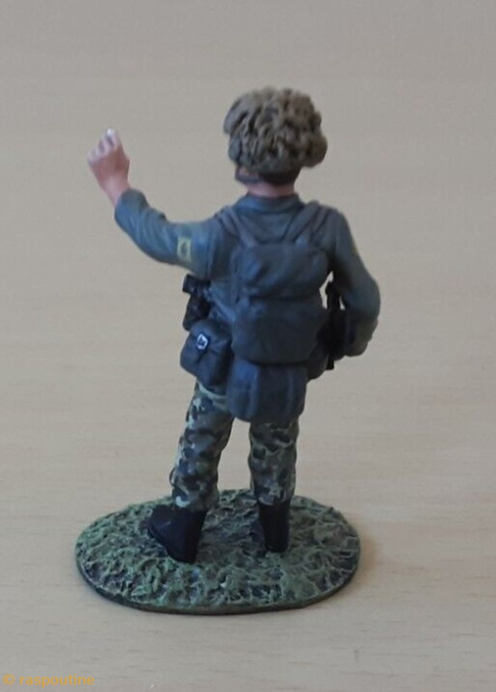 figurines historique apres guerre paratrooper canada 2002