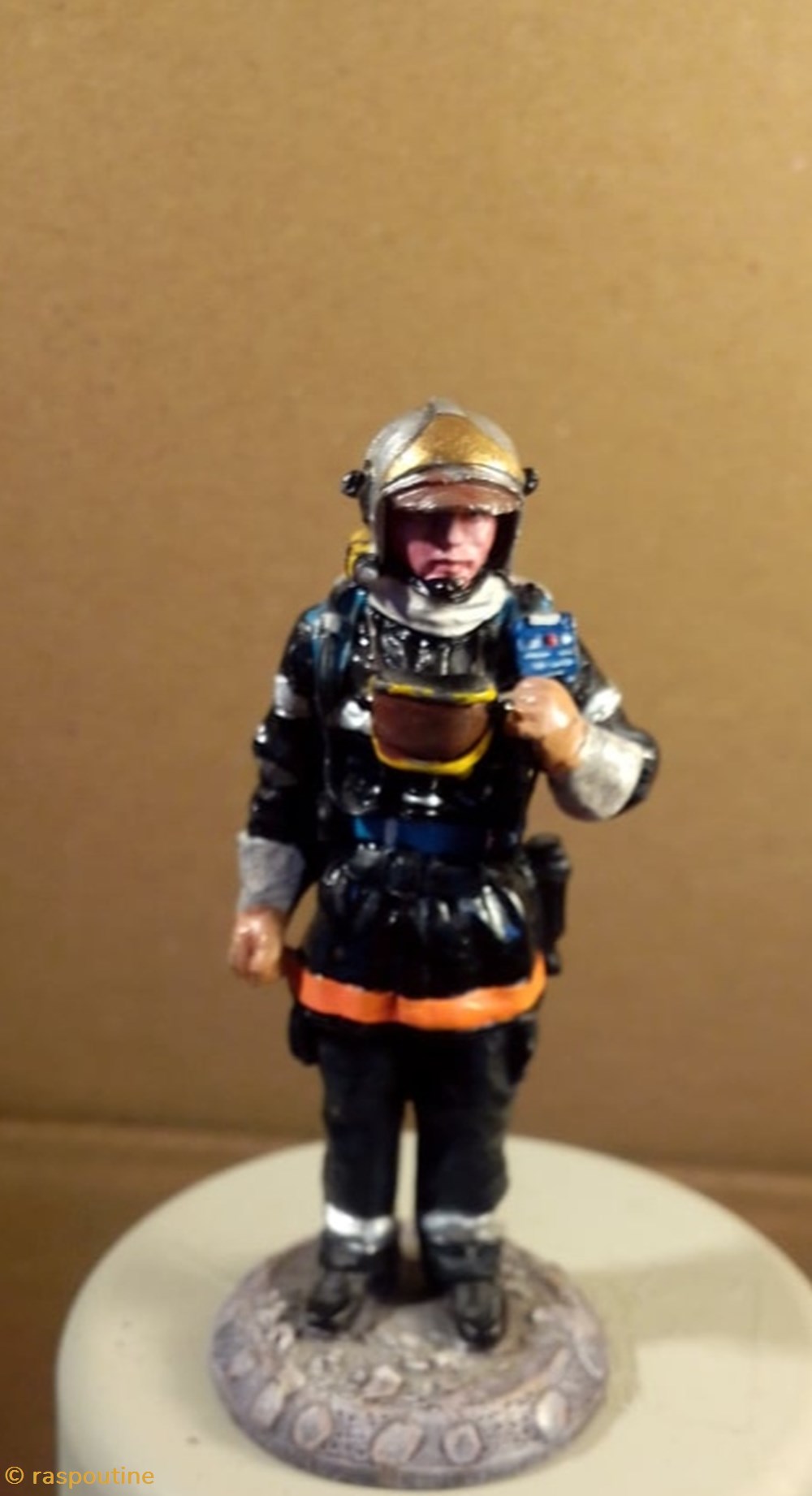 figurines autres pompier tenue de feu france 2002