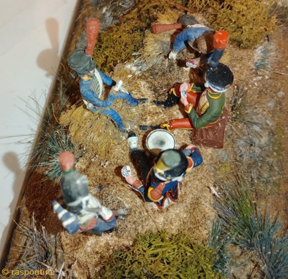 Groupe de soldats et officier jouant au carte pendant les guerres Napoléonienne 5 figurines historique epoque groupe de soldats et officier jouant au carte pendant les guerres napoleonienne