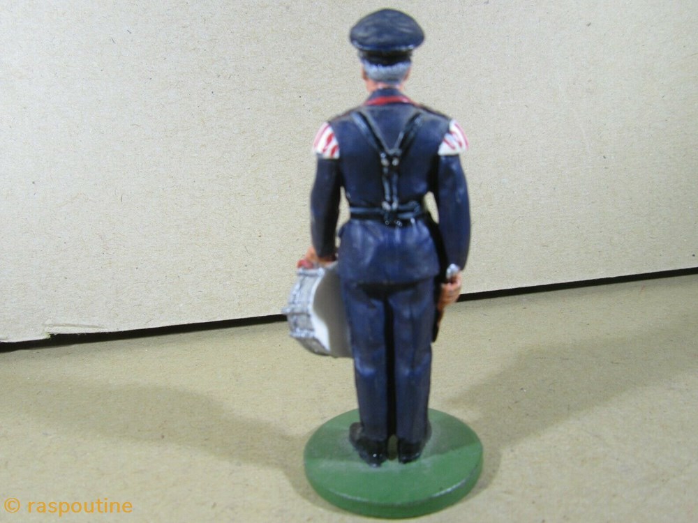 Pompier allemand tenue de musicien Göttingen 2003 2 figurines autres pompier allemand tenue de musicien gottingen 2003