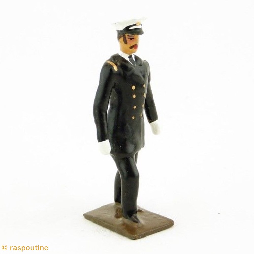 Etudiant en médecine en tenue de sortie 1971 (carabin)sur socle en bois 3 figurines historique etudiant en medecine en tenue de sortie 1971 carabin sur socle en bois
