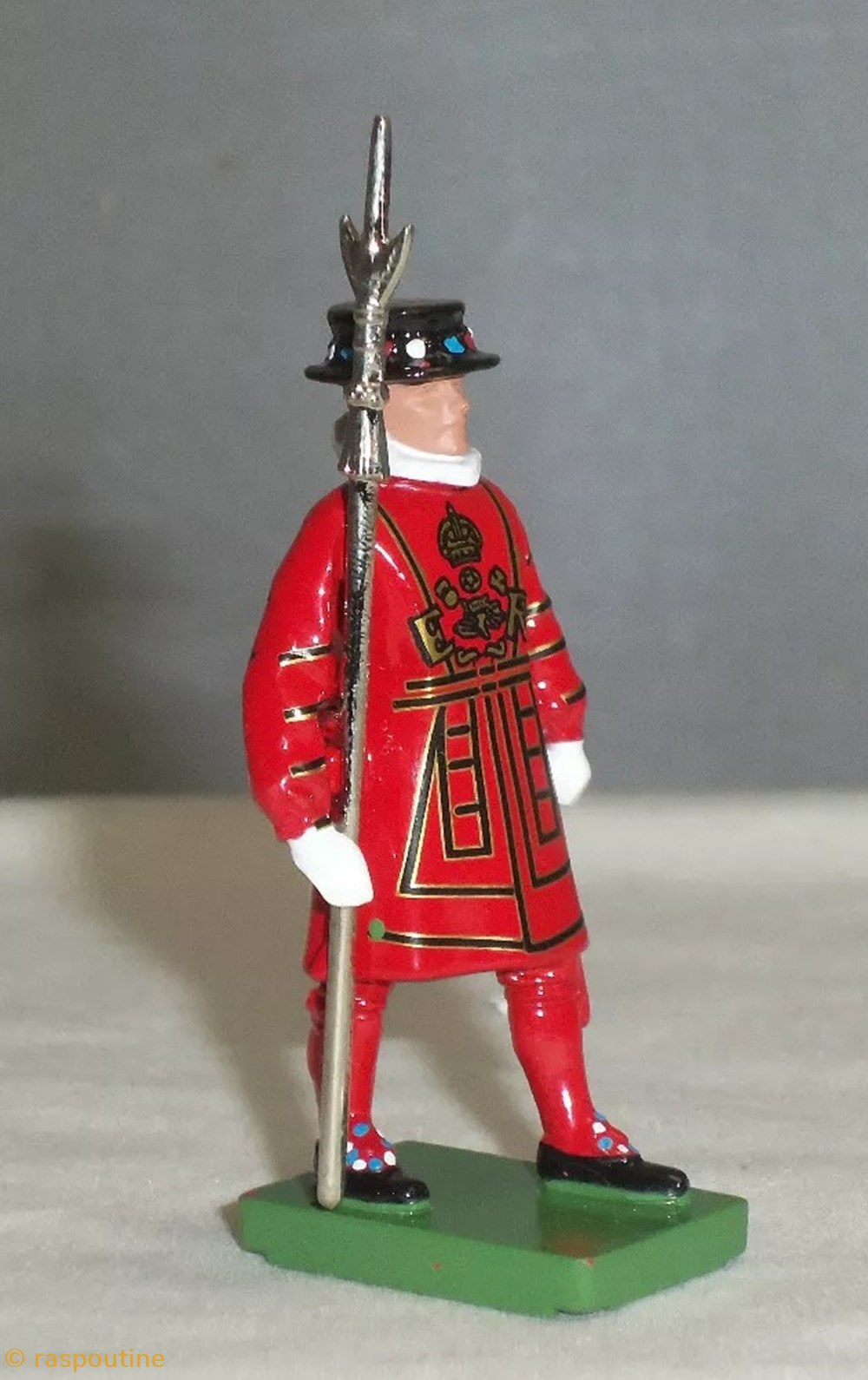 Beefeater de la tour de Londres figurines historique beefeater de la tour de londres