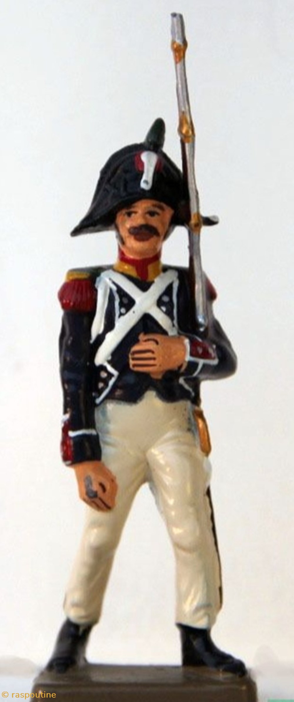 Soldat des 10 -ème infanterie légère Règlementaire. figurines historique epoque napoleonienne soldat des 10 eme infanterie legere reglementaire