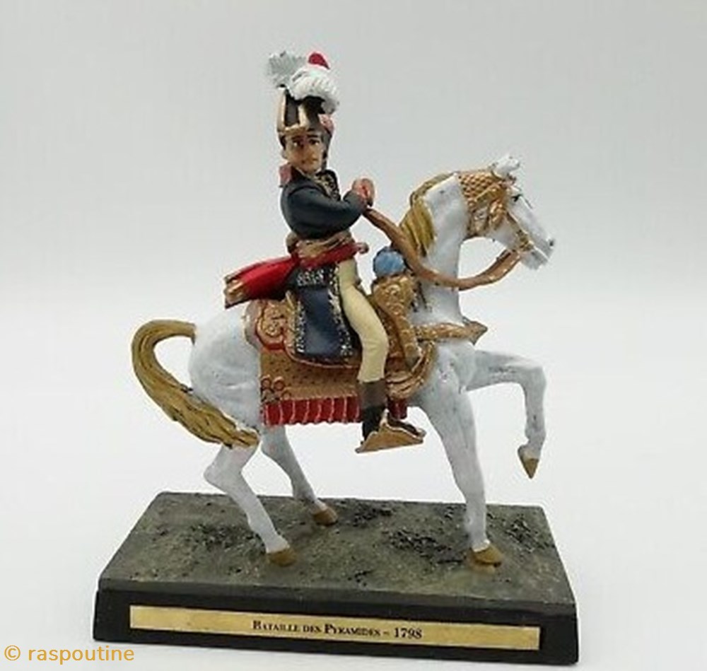 Napoléon Bonaparte à la bataille des pyramides 1798 figurines historique epoque napoleonienne napoleon bonaparte a la bataille des pyramides 1798