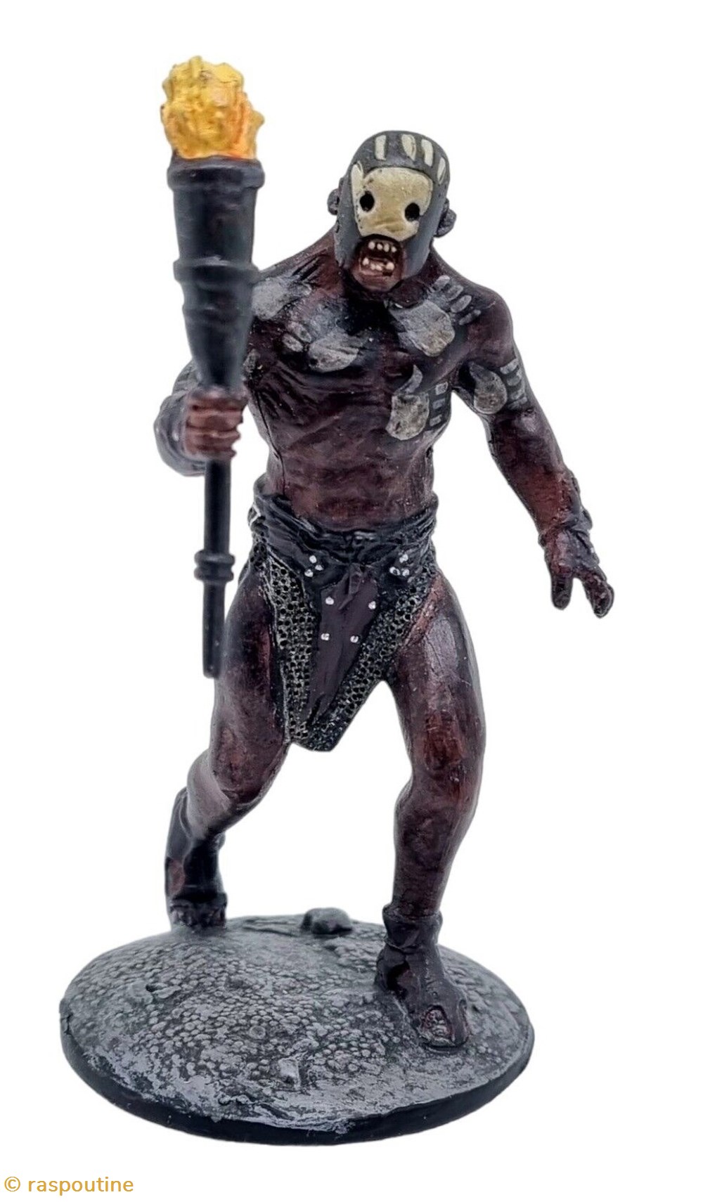 figurines cinema seigneur des anneaux uruk hai dechaine