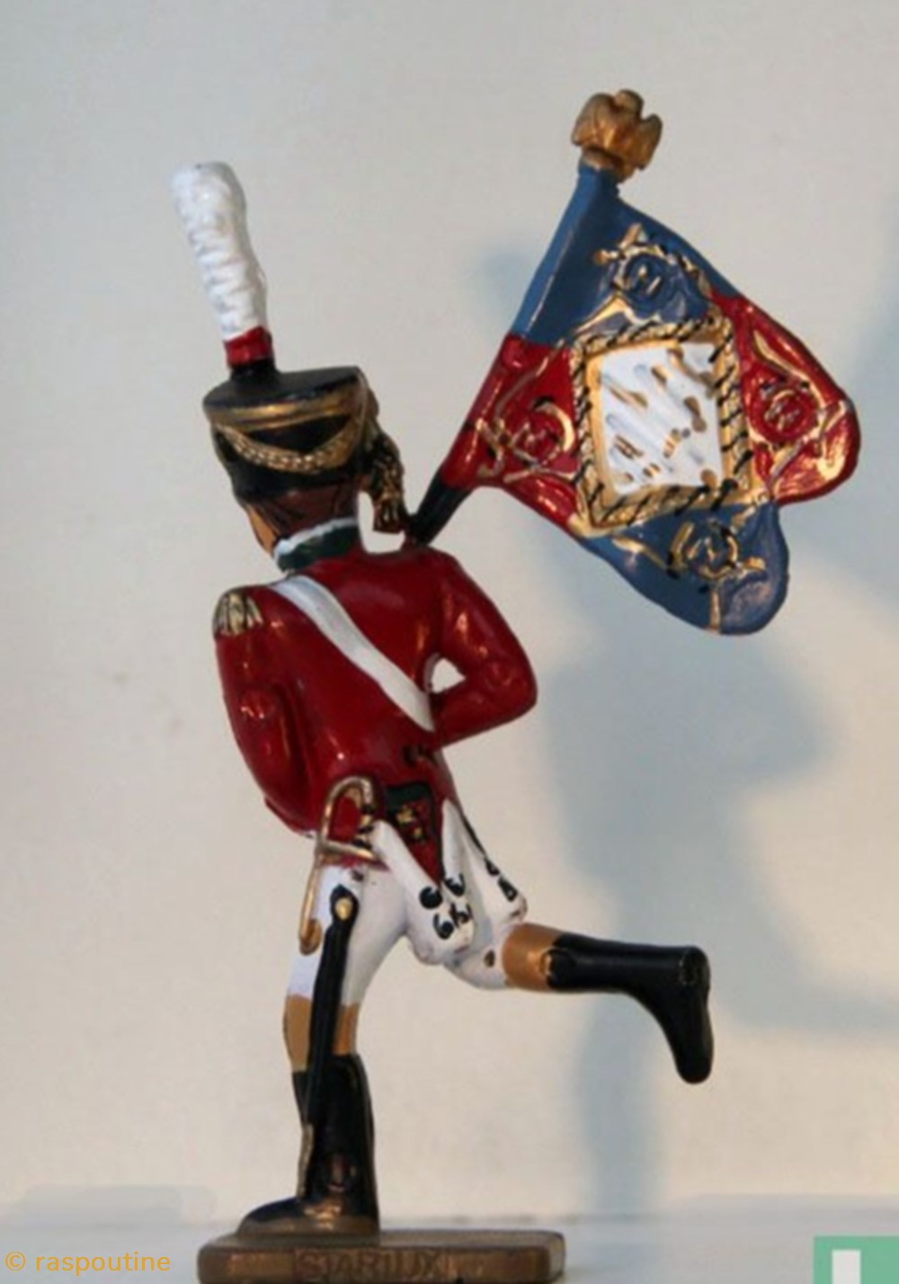 L'officier de la garde de paris du 2 -ème régiment figurines historique epoque napoleonienne l officier de la garde de paris du 2 eme regiment