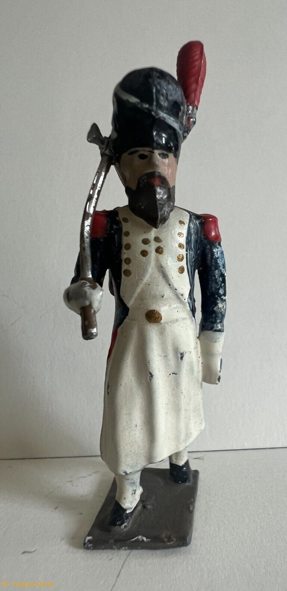 figurines historique epoque napoleonienne sapeur des grenadiers de la garde avec hache