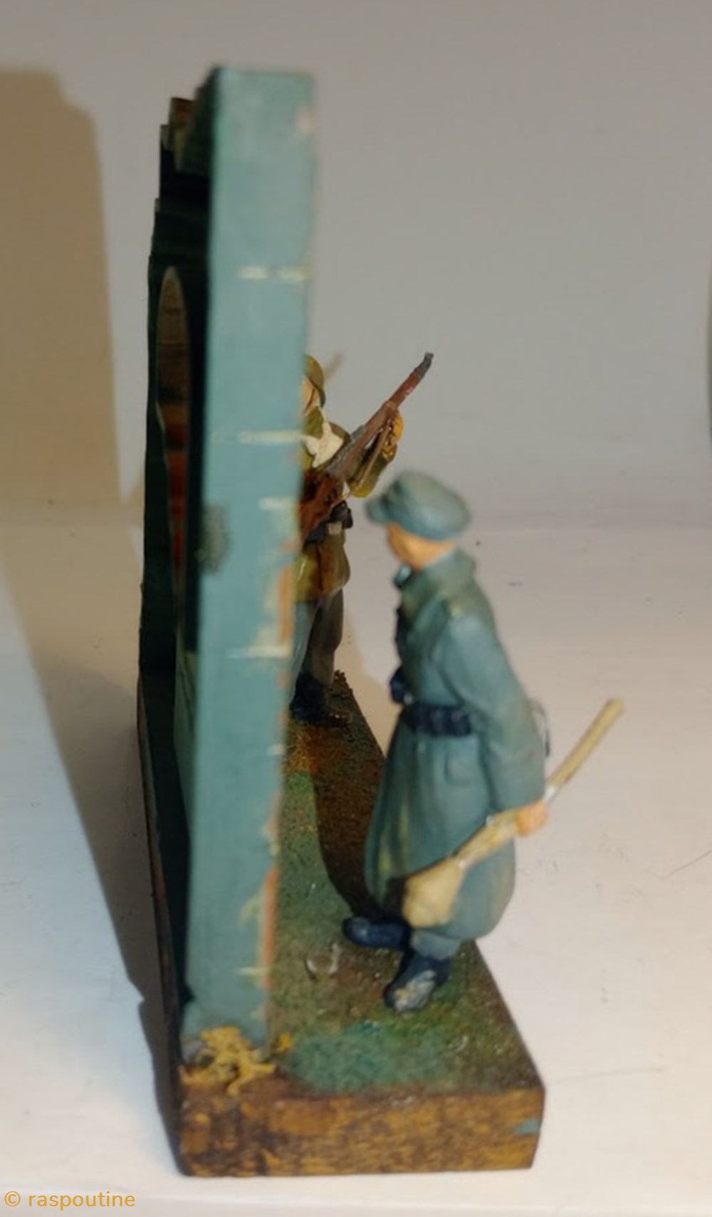 Fantassin allemand avec panzer Faust et tireur d'élite 42/45 2 figurines historique seconde guerre mondiale fantassin allemand avec panzer faust et tireur elite 42 45