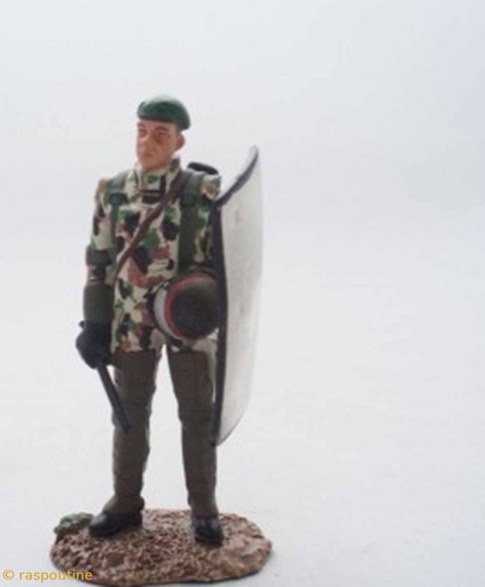 figurines historiques etrangere legionnaire 2e rei 2001