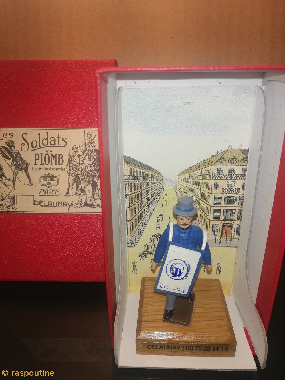 figurines homme sandwich delaunay