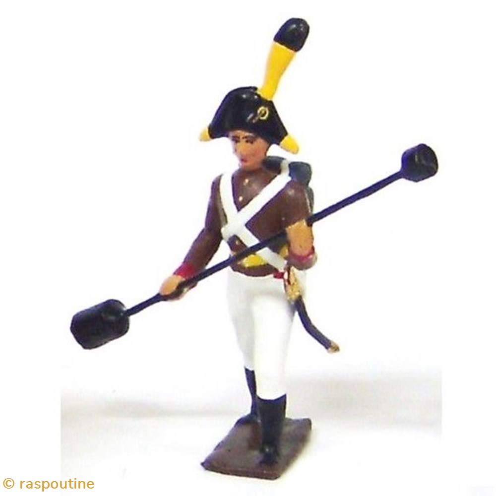 Artilleur autrichien avec refouloir (écouvillon) figurines historique epoque napoleonienne artilleur autrichien avec refouloir ecouvillon