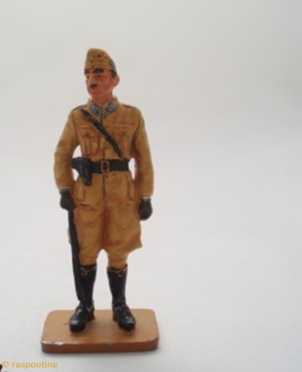 Major Hongrie Cavalerie 1941 figurines historiques seconde guerre mondiale major hongrie cavalerie 1941