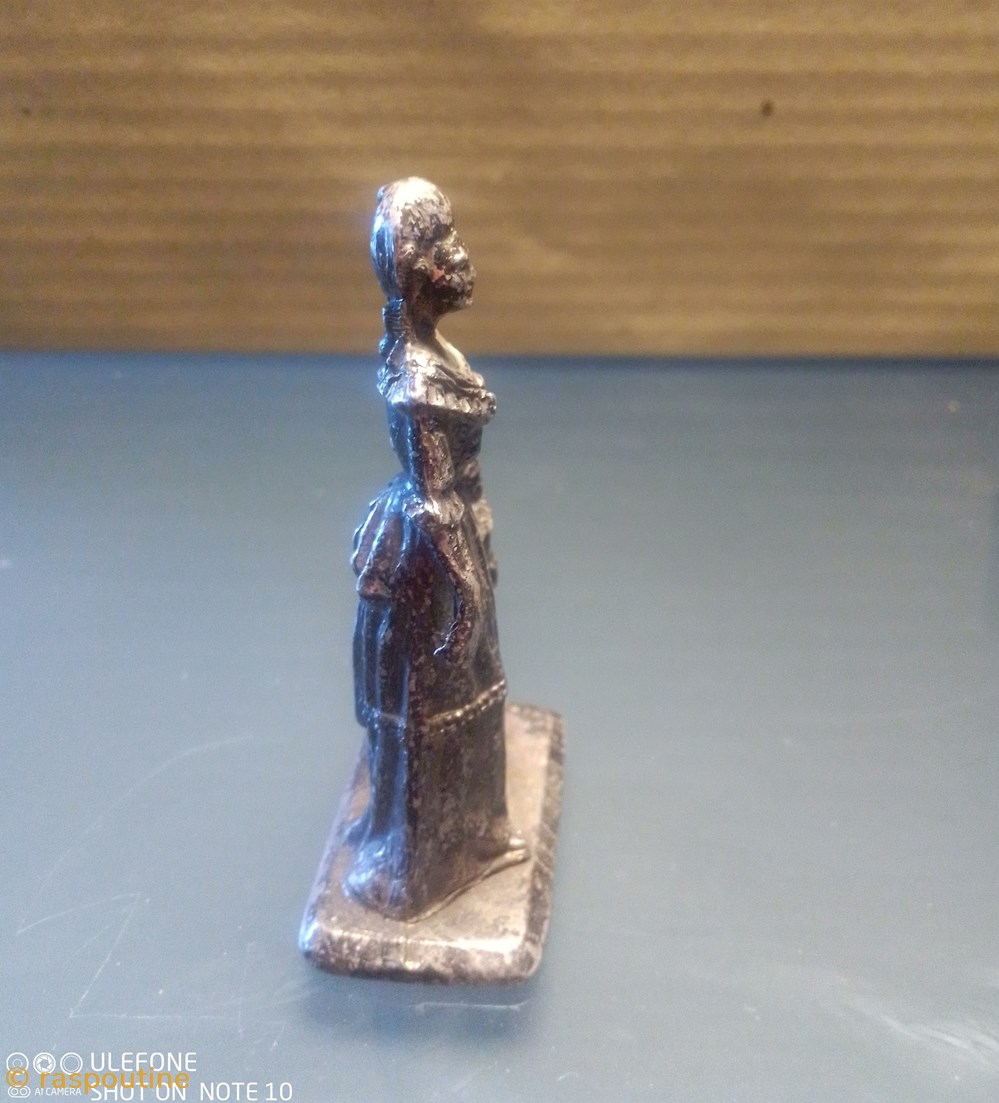 figurines historiques revolution francaise marie antoinette et le dauphin