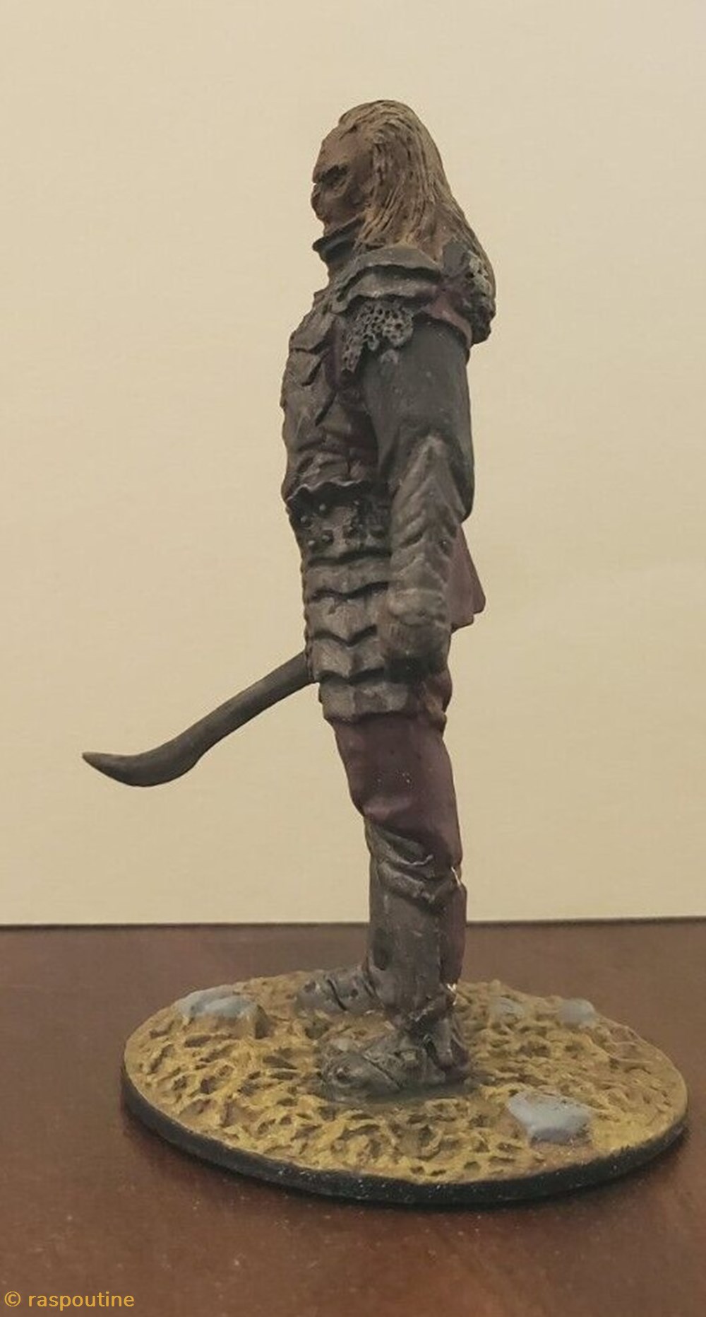 Orc du Mordor 2 figurines cinema seigneur des anneaux orc du mordor