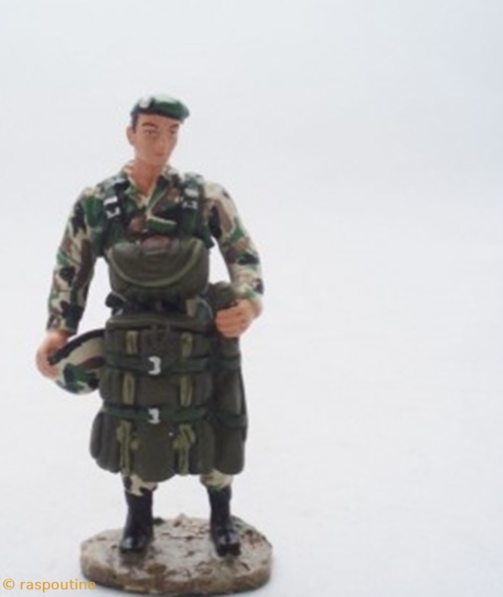 Parachutiste 2e REP 2005 figurines historiques legion etrangere parachutiste 2e rep 2005