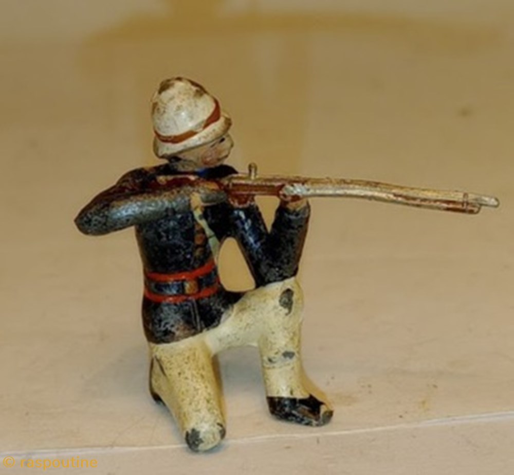 Infanterie coloniale à genou au feu 4 figurines historique entre deux guerres infanterie coloniale a genou au feu