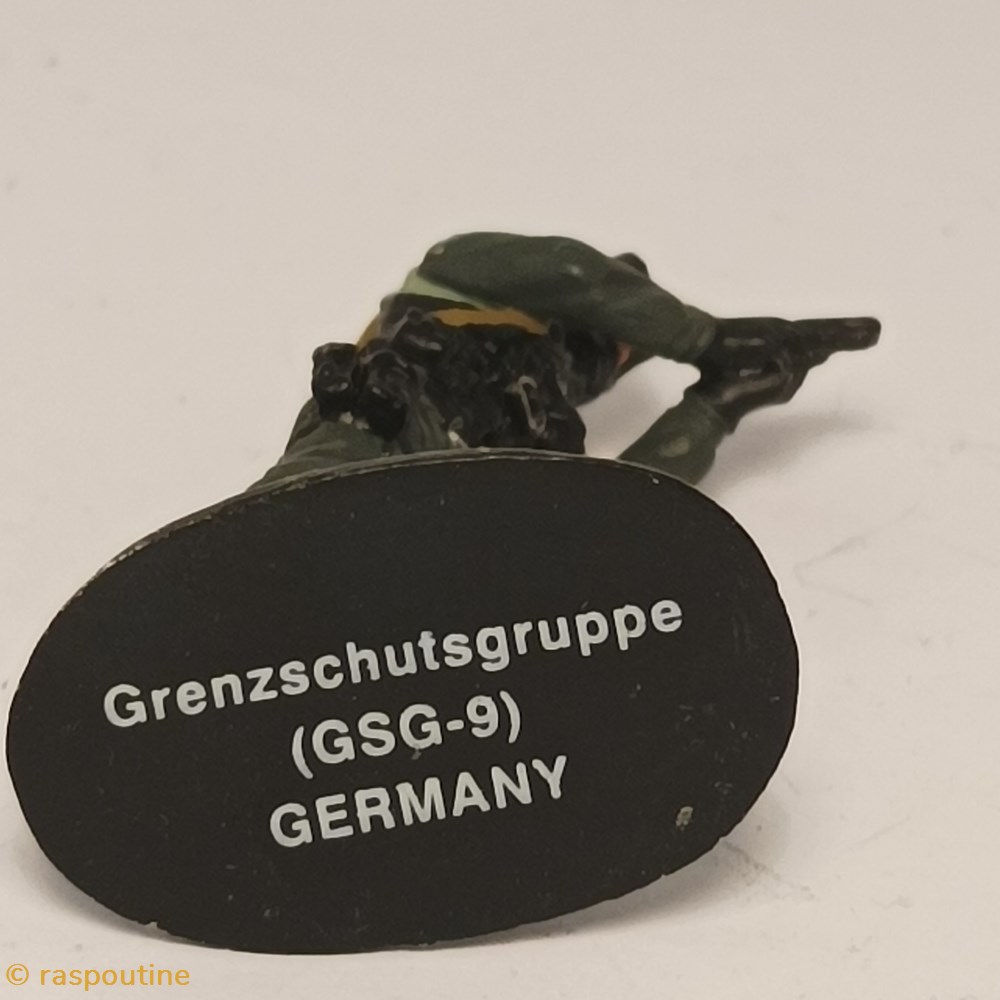 Grenzschutsgruppe (GSG-9) Germany 5 figurines historique apres guerre grenzschutsgruppe gsg 9 germany
