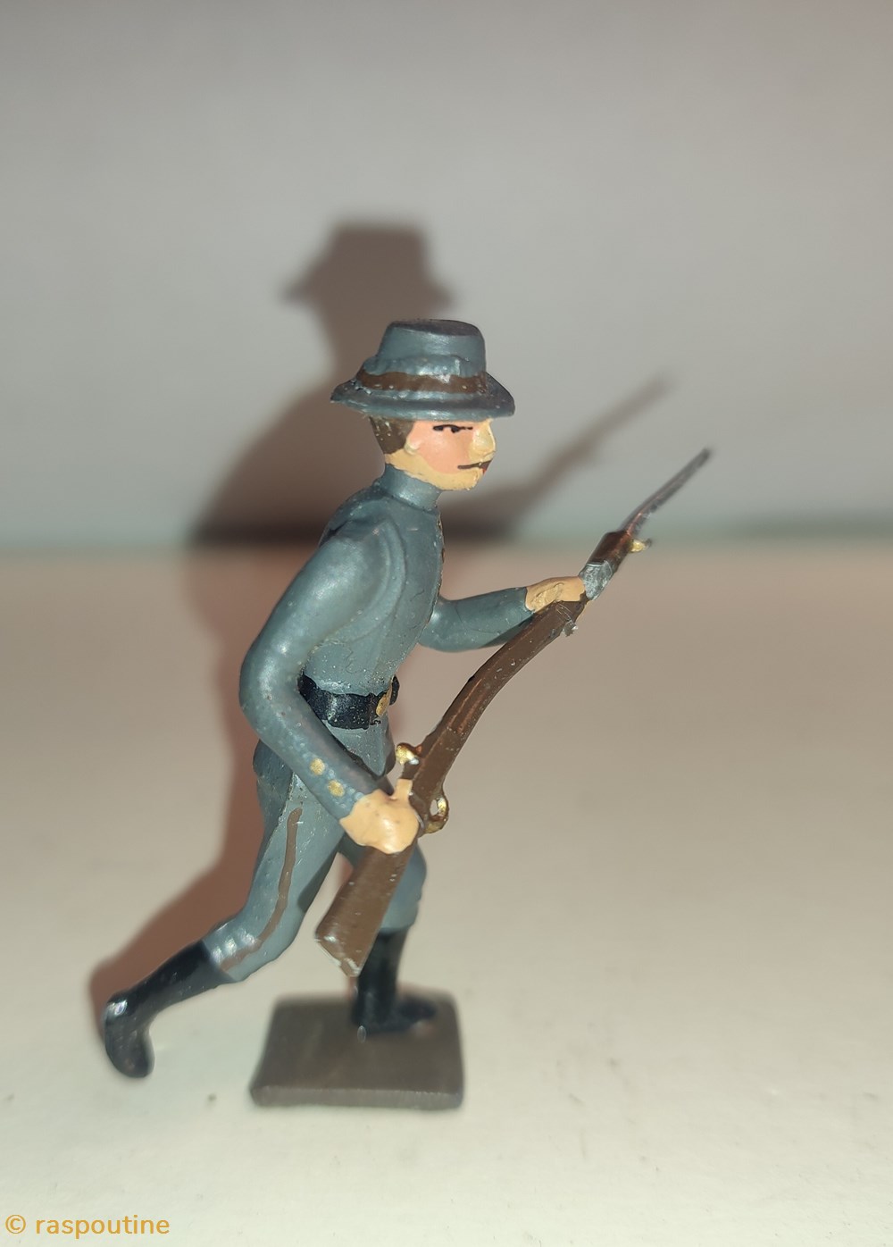 figurines historique guerre civile americaine soldat sudiste a assault