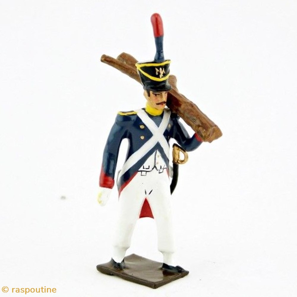 Voltigeur avec branche d'arbre sur l'épaule (diorama « la veillée d'Austerlitz ») figurines historique epoque napoleonienne voltigeur avec branche arbre sur epaule diorama la veillee austerlitz