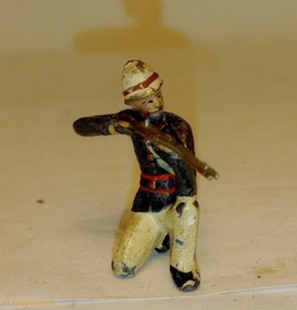 Infanterie coloniale à genou au feu figurines historique entre deux guerres infanterie coloniale a genou au feu