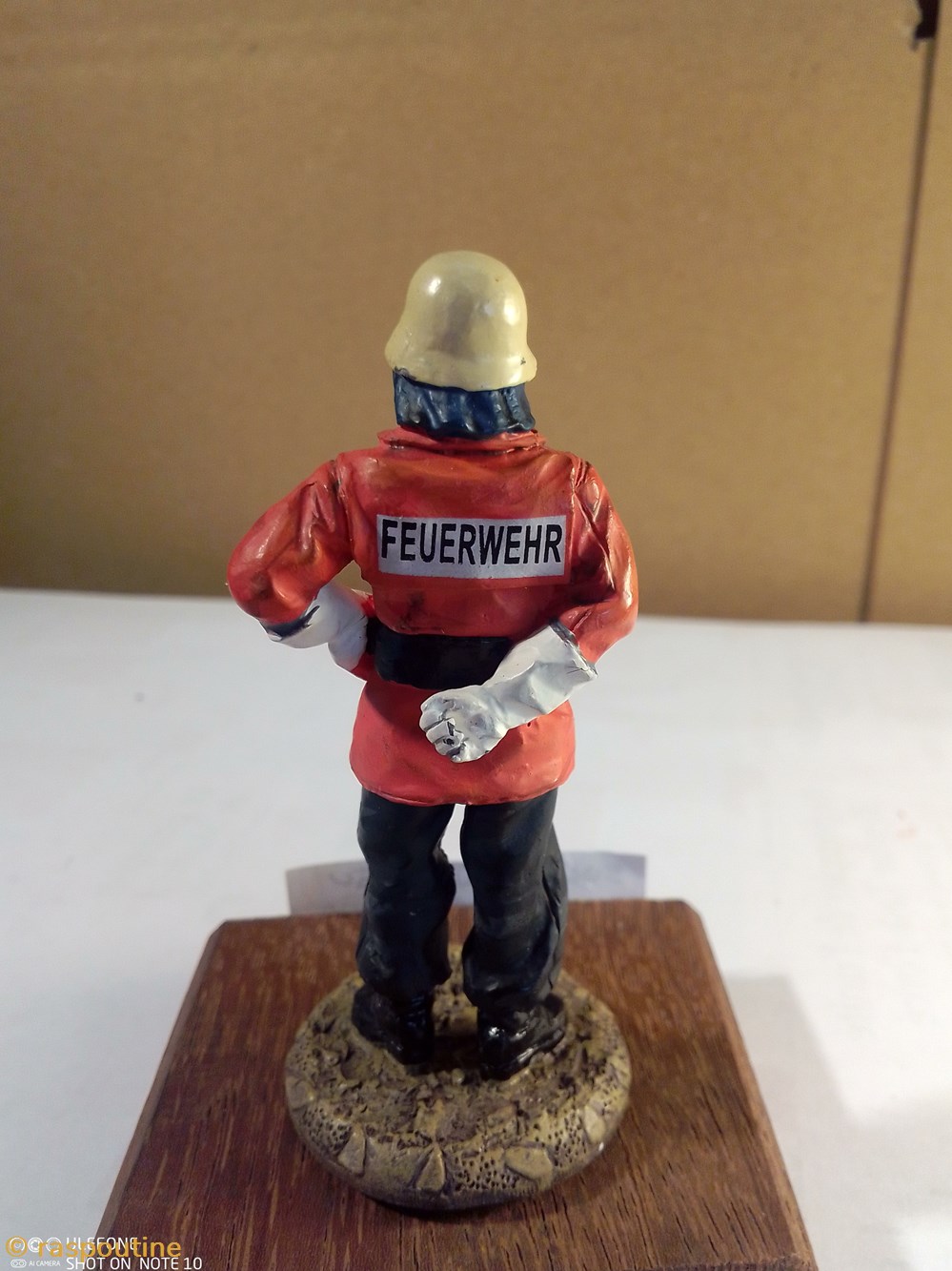 figurines autres pompier allemand tenue de feu 1990