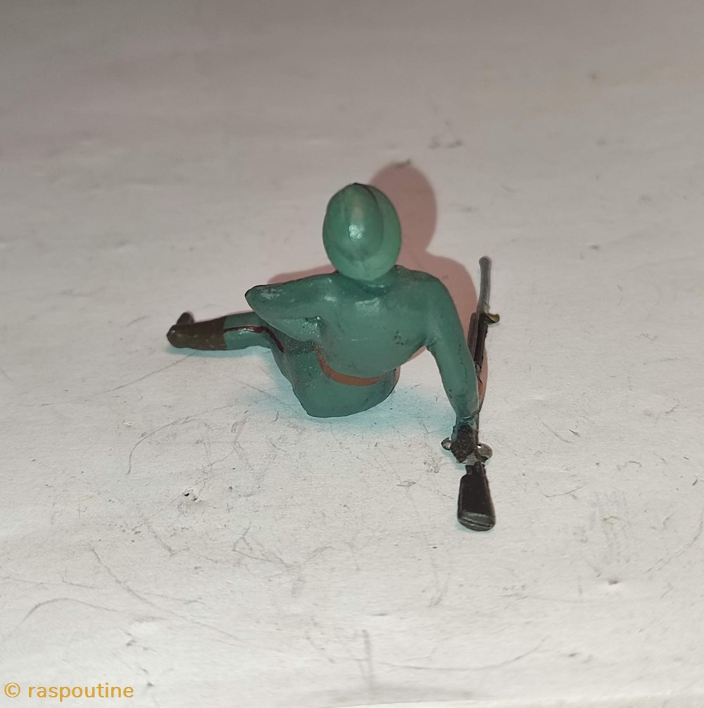 figurines historique premiere guerre mondiale fantassin blesse de infanterie prussienne avec casque acier stahlhelm