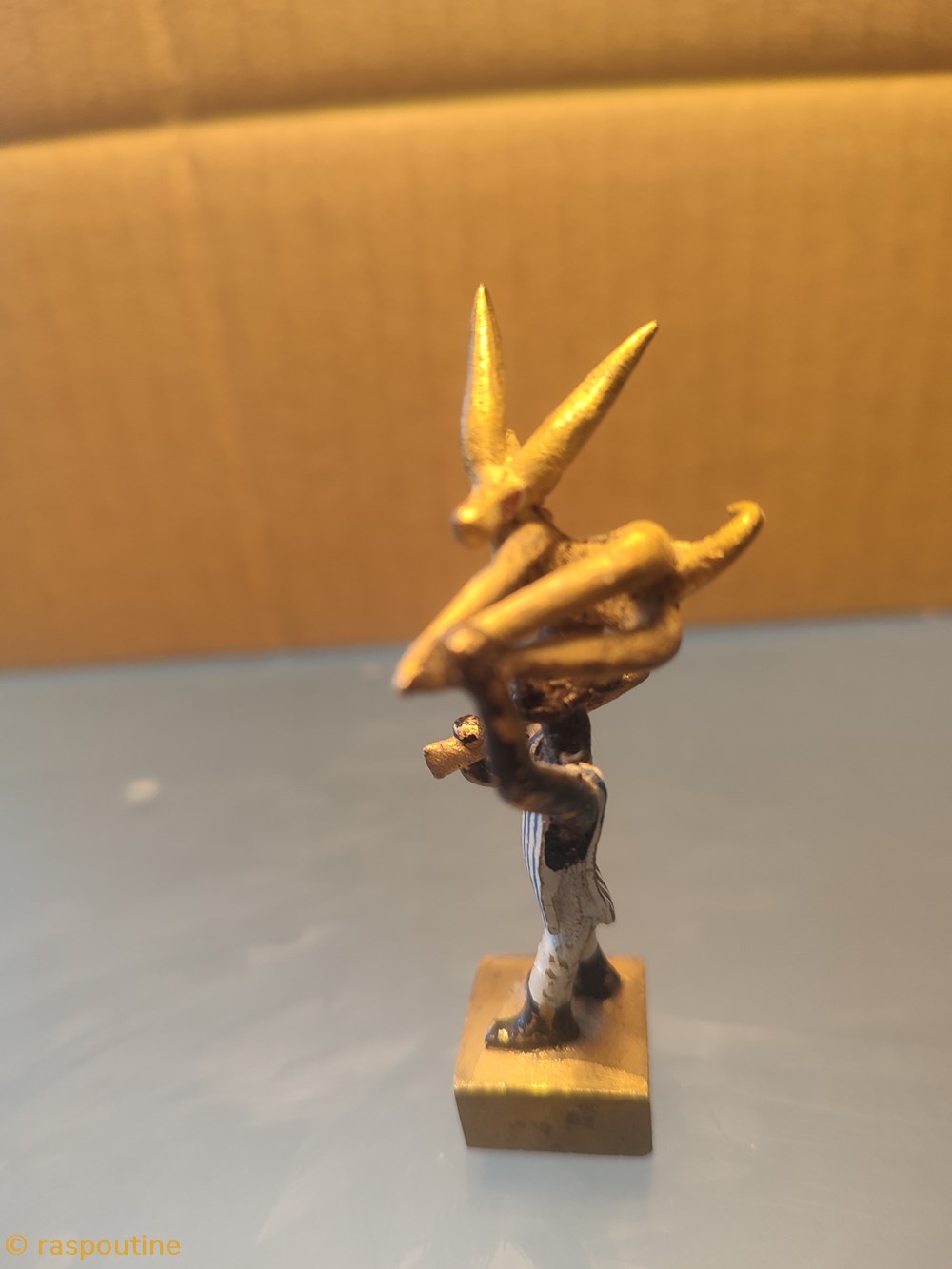 Africain et son antilope après la chasse 2 figurines autres africain et son antilope apres la chasse