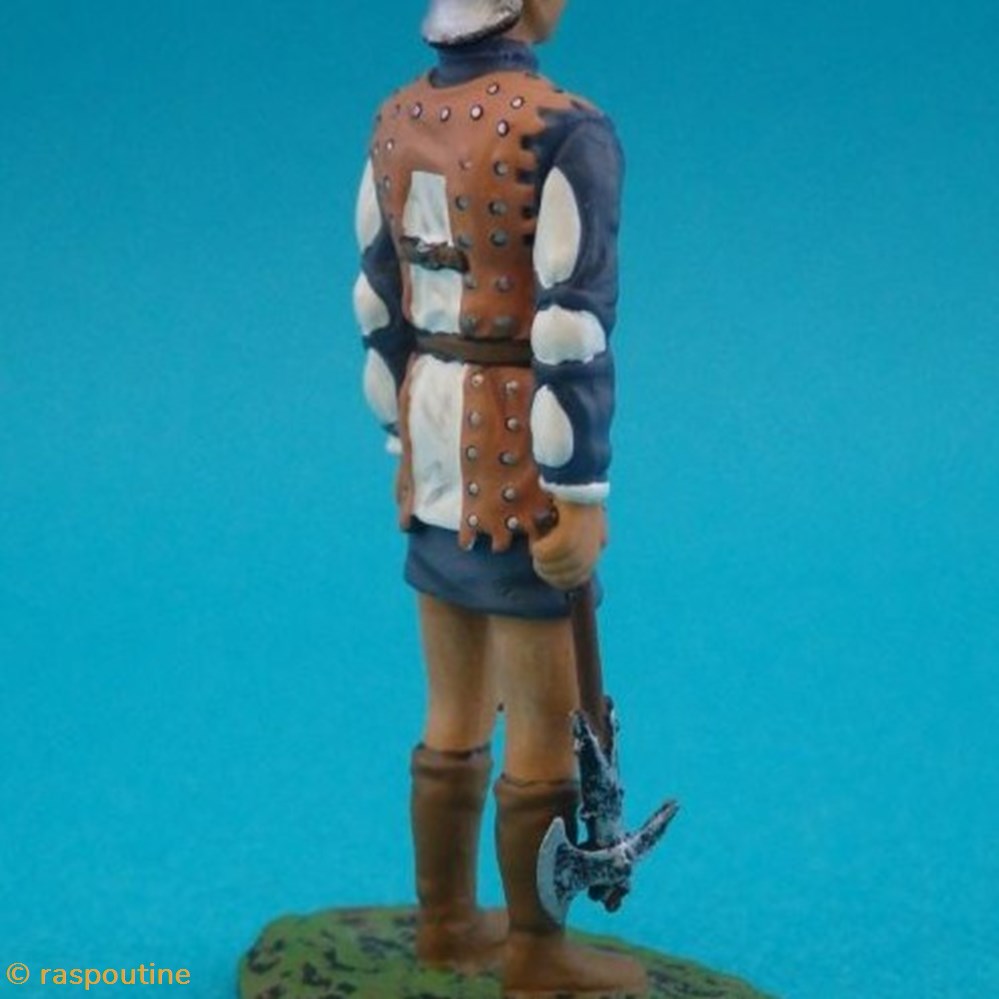 figurines historique moyen age homme a pied castillan du xiveme siecle