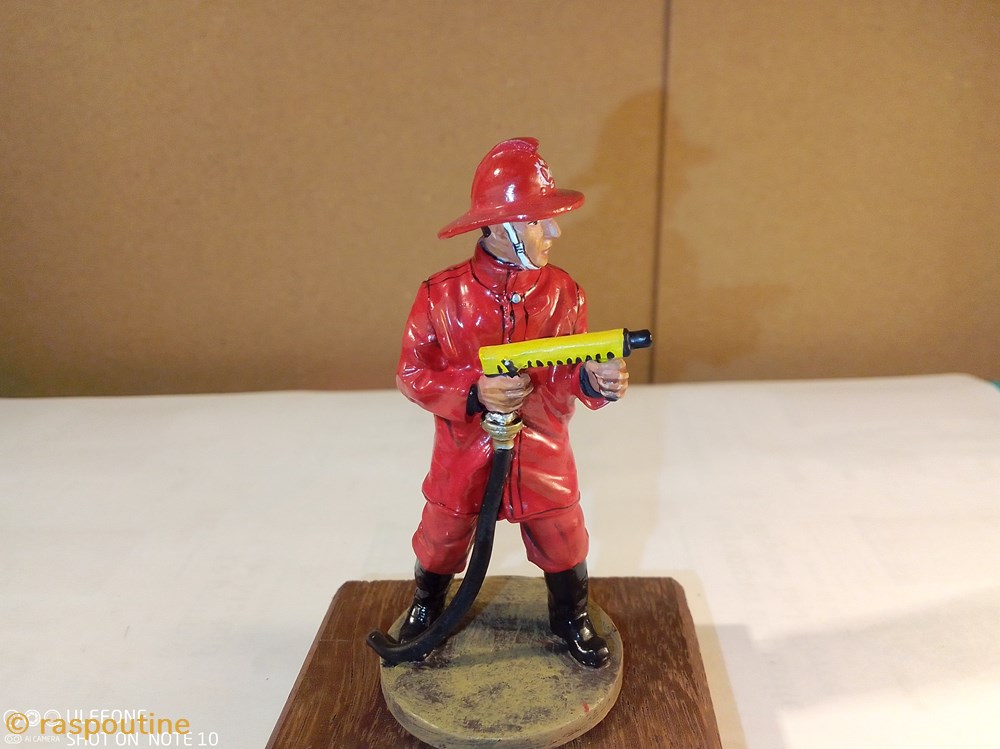 figurines autres pompier bolivien ville de la paz 1995