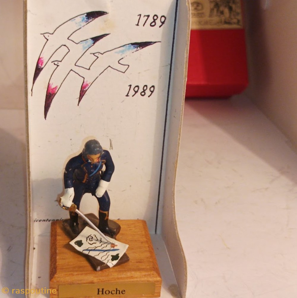 Hoche 3 figurines hoche