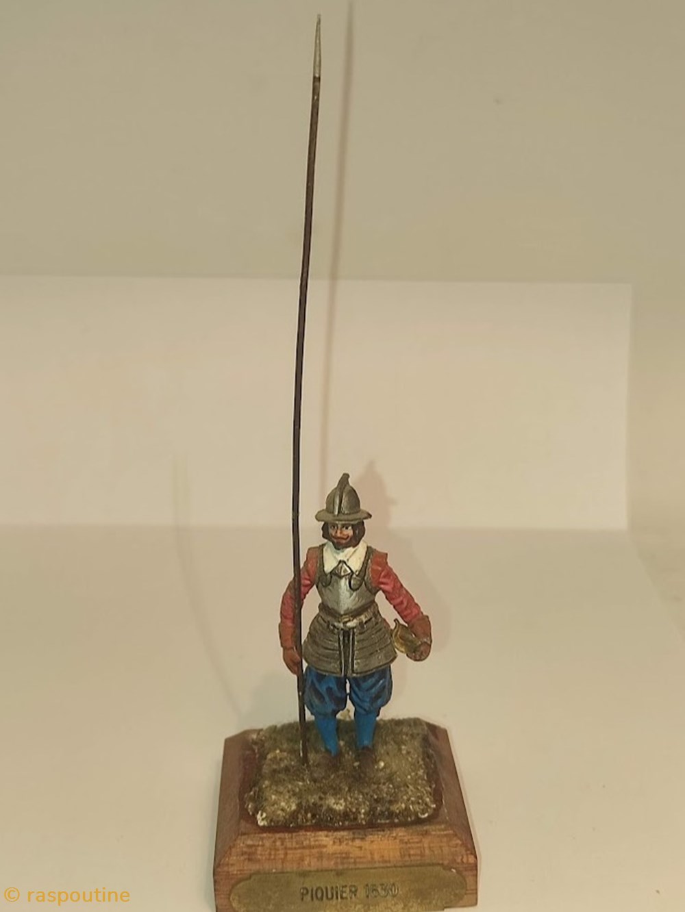 figurines historique piquier 1630