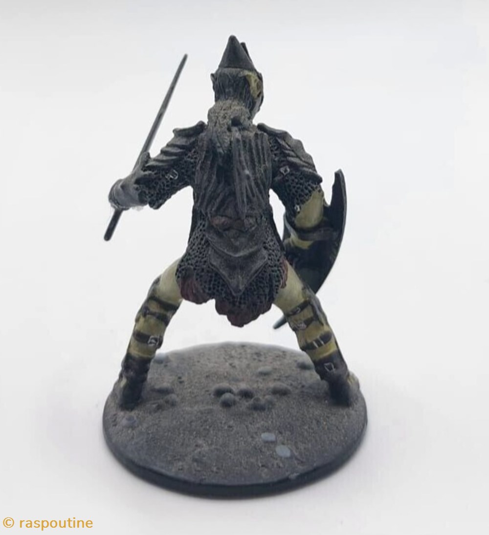figurines cinema seigneur des anneaux orc grimpeur de la moria
