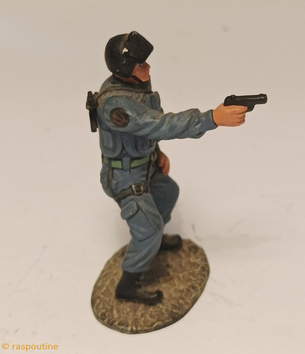 Grupo Accion Rural Guardia Civil Spain 4 figurines historique apres guerre grupo accion rural guardia civil spain