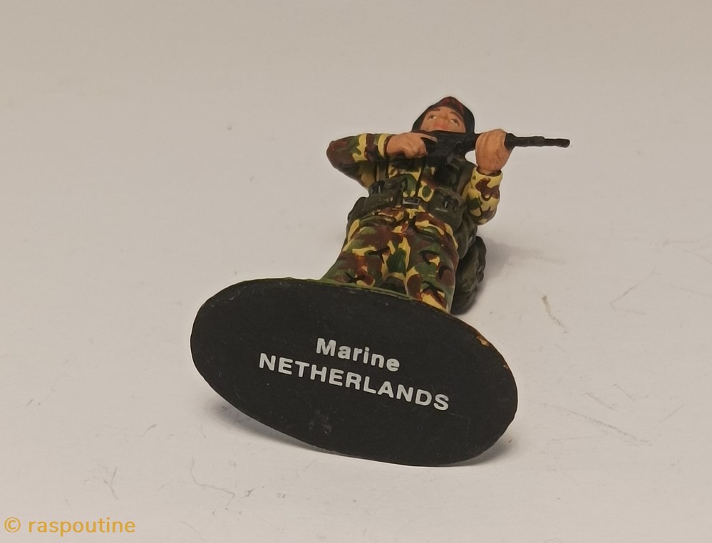 Marine Netherlands 5 figurines historique apres guerre marine netherlands