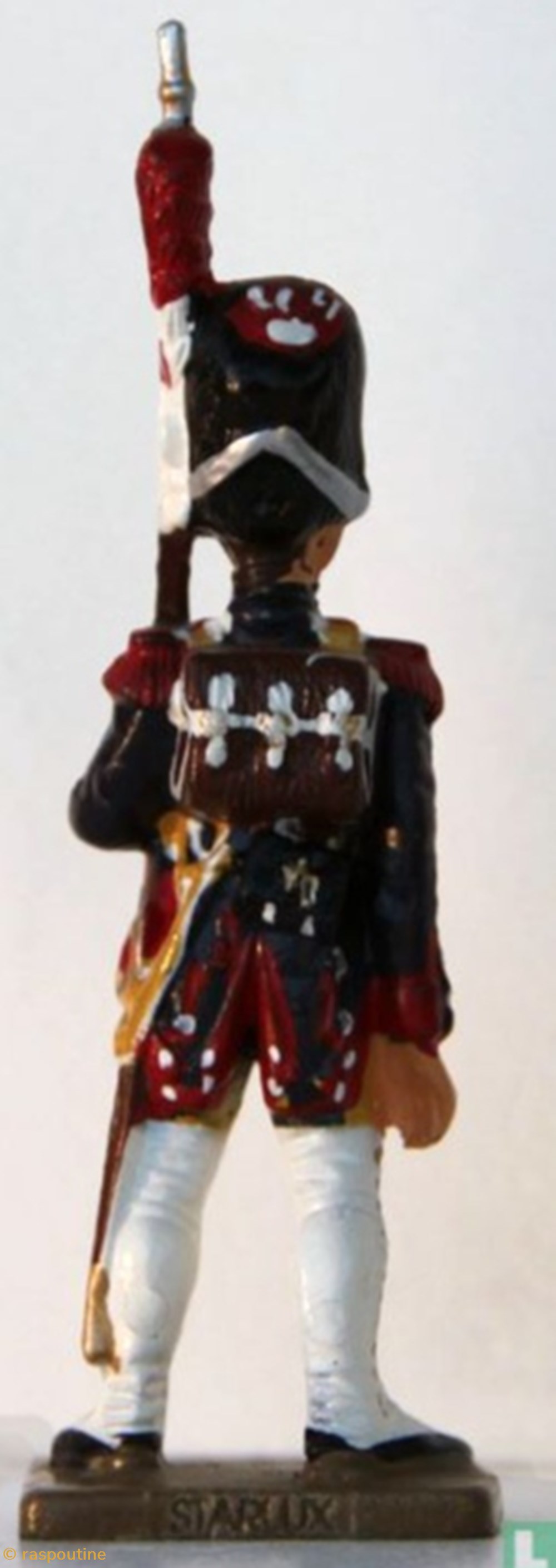 Le gendarme d'élite à pied en grande tenue de service 1801-1802 figurines historique epoque napoleonienne le gendarme elite a pied en grande tenue de service 1801 1802
