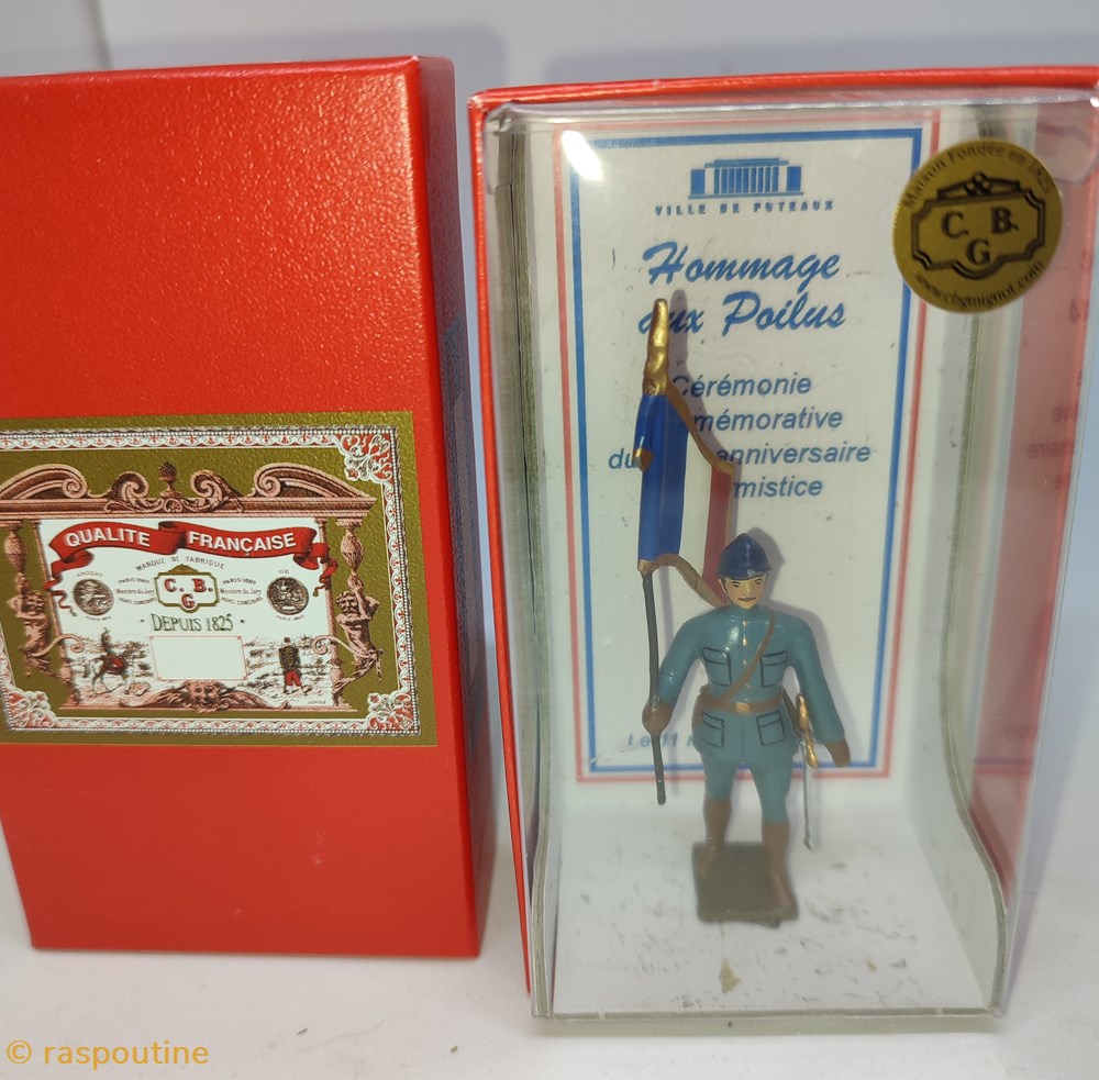 Puteaux Le porte drapeau de la premiere guerre mondiale figurines historique puteaux le porte drapeau de la premiere guerre mondiale