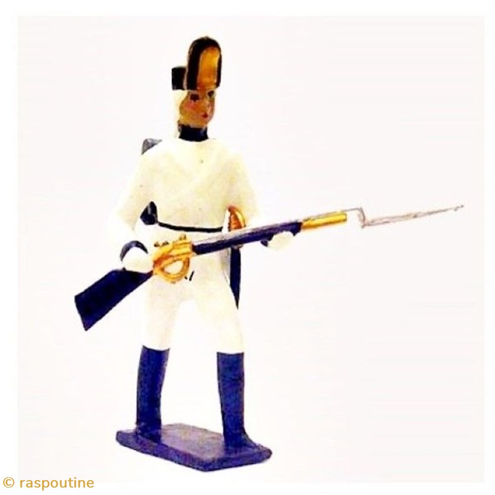 Fantassin de l'infanterie autrichienne à l'assaut figurines historique epoque napoleonienne fantassin de infanterie autrichienne a assaut