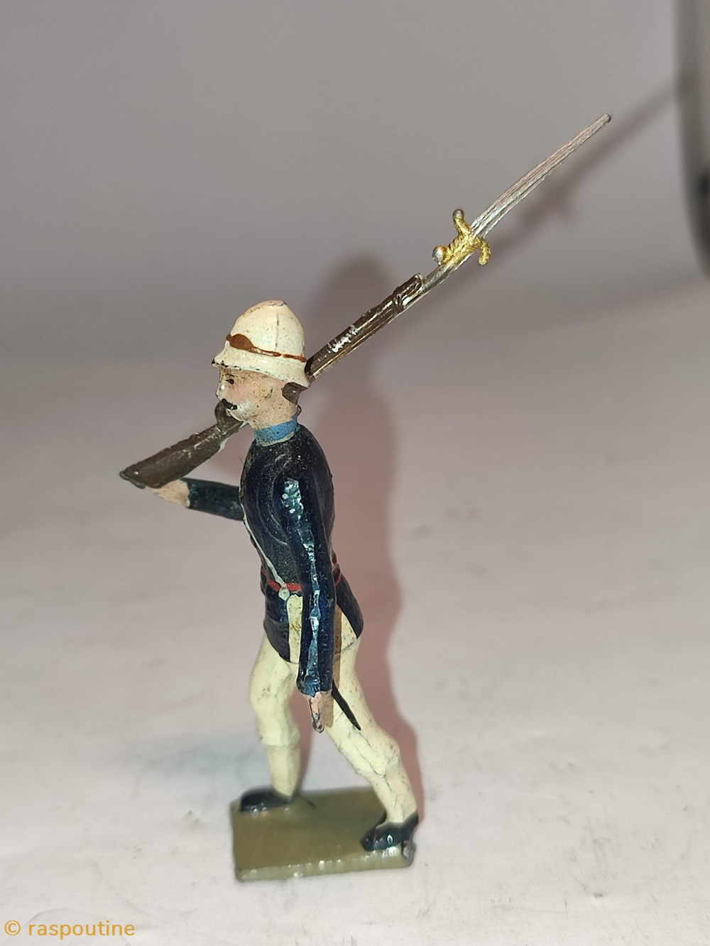 Fantassin de l'infanterie coloniale (1880) 2 figurines historique fantassin de infanterie coloniale 1880