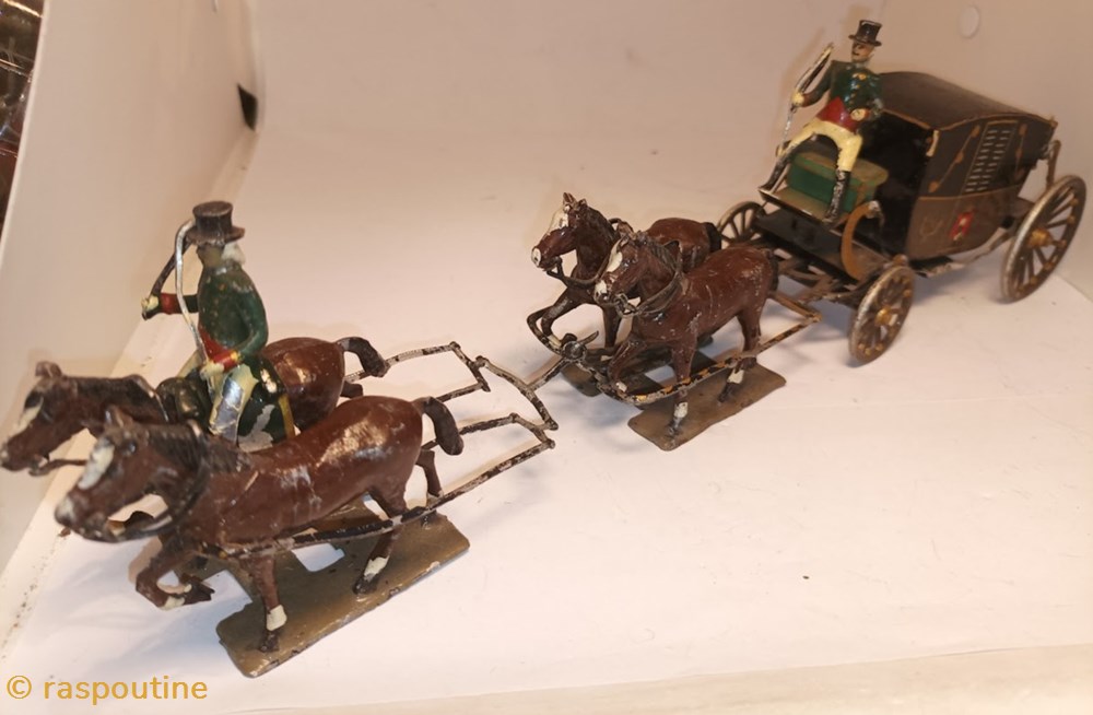 Carrosse de l'empereur attelé de 4 chevaux et 2 conducteurs figurines historique epoque napoleonienne carrosse de empereur attele de 4 chevaux et 2 conducteurs