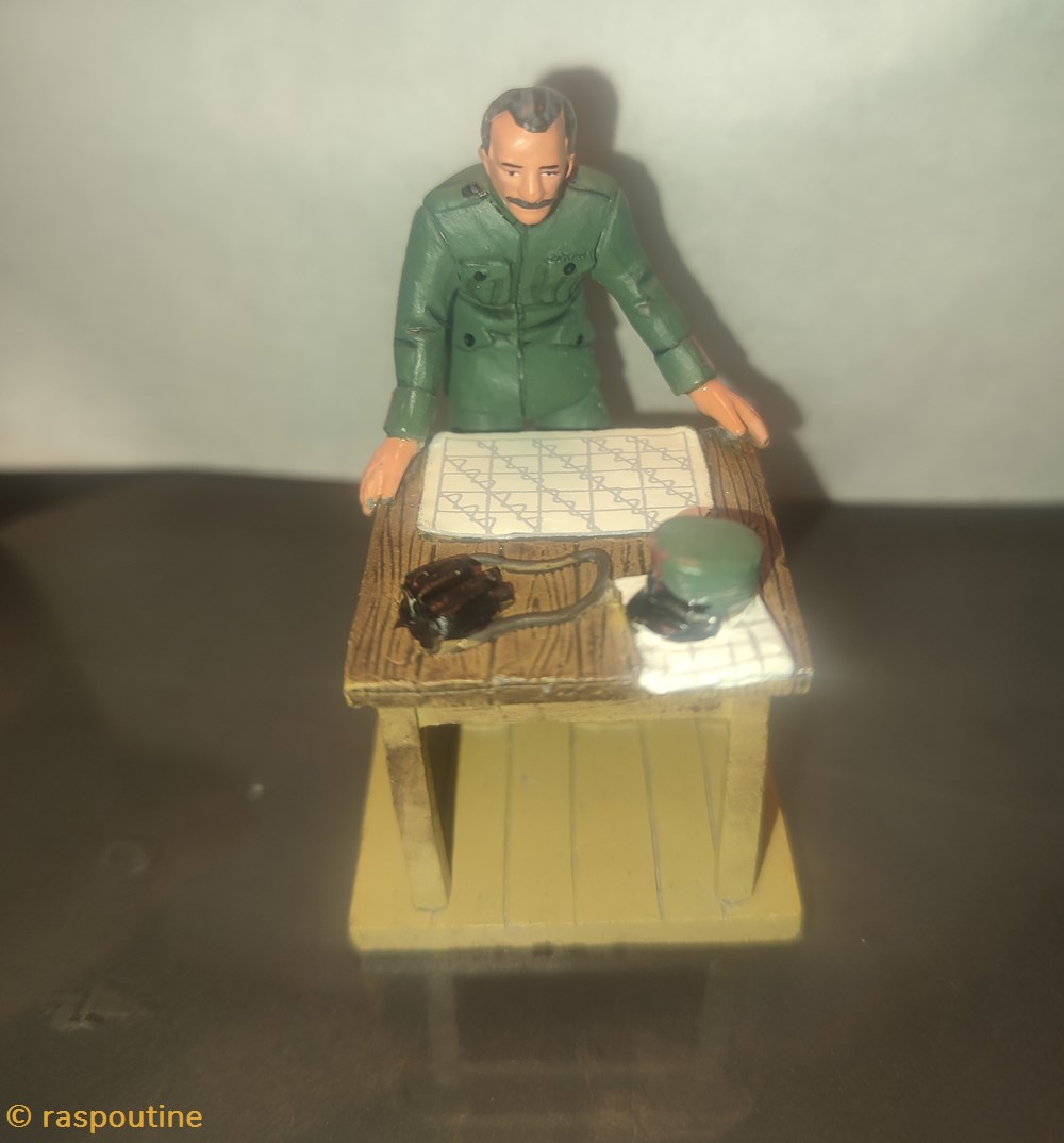 Commando 1917 Colonnello Comandante figurines historique divers commando 1917 colonnello comandante