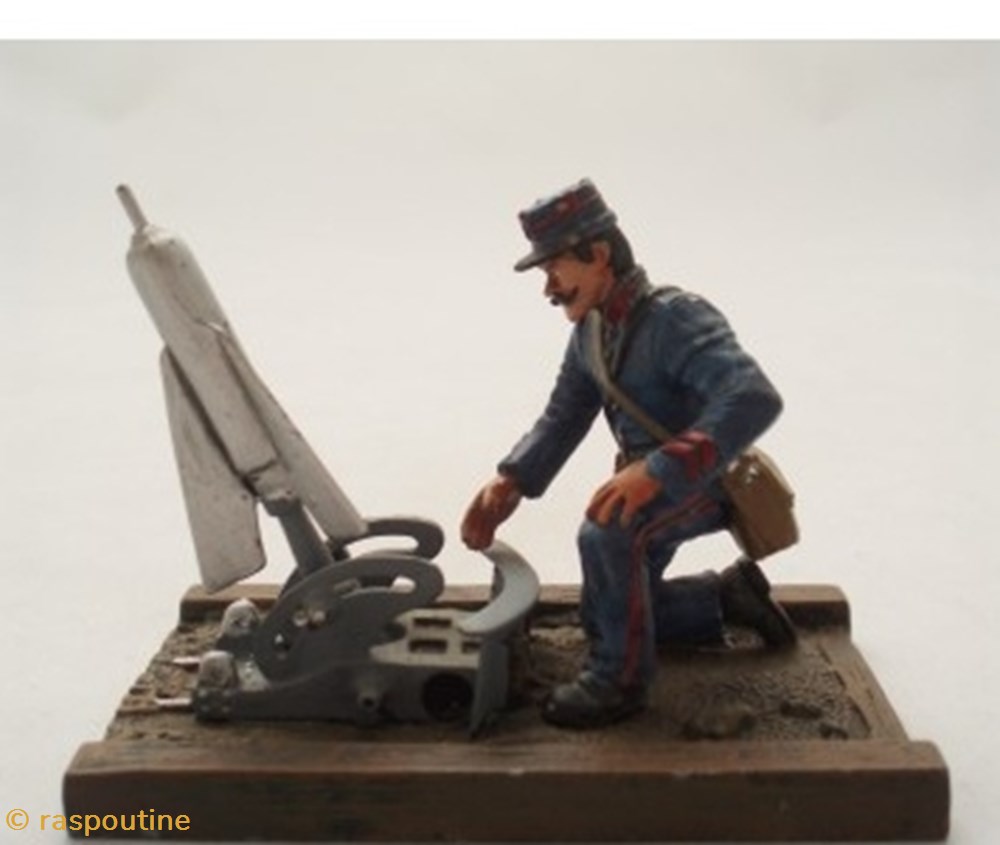 Servant de crapouillot de 1915 figurines historiques premiere guerre mondiale servant de crapouillot de 1915