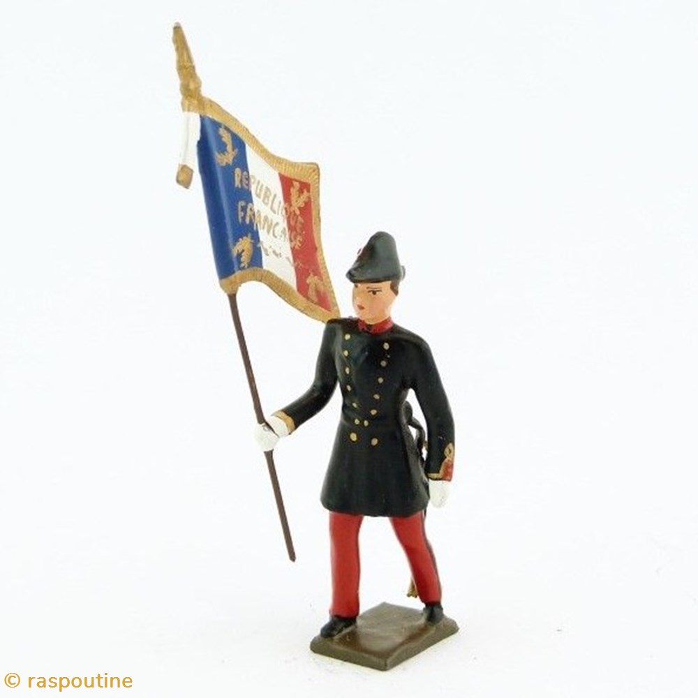 Etudiant en médecine en grande tenue de tradition porte drapeau (carabin)sur socle en bois 3 figurines historique etudiant en medecine en grande tenue de tradition porte drapeau carabin sur socle en bois