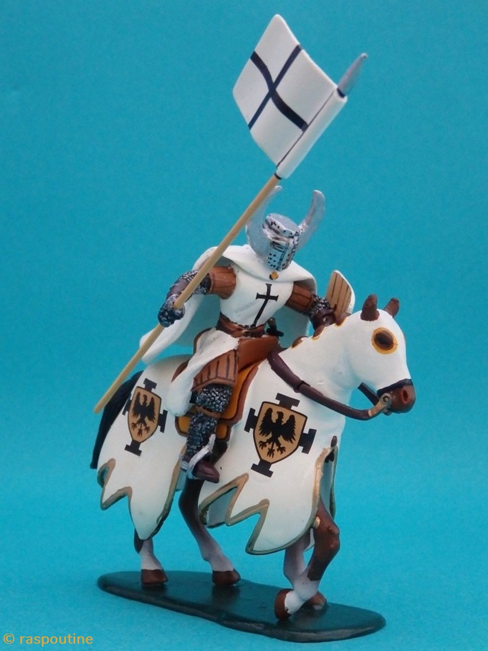 Chevalier teutonique, XII siècle figurines historiques moyen age chevalier teutonique xii siecle